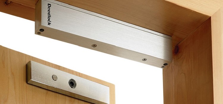 Magnetic lock installation Ione